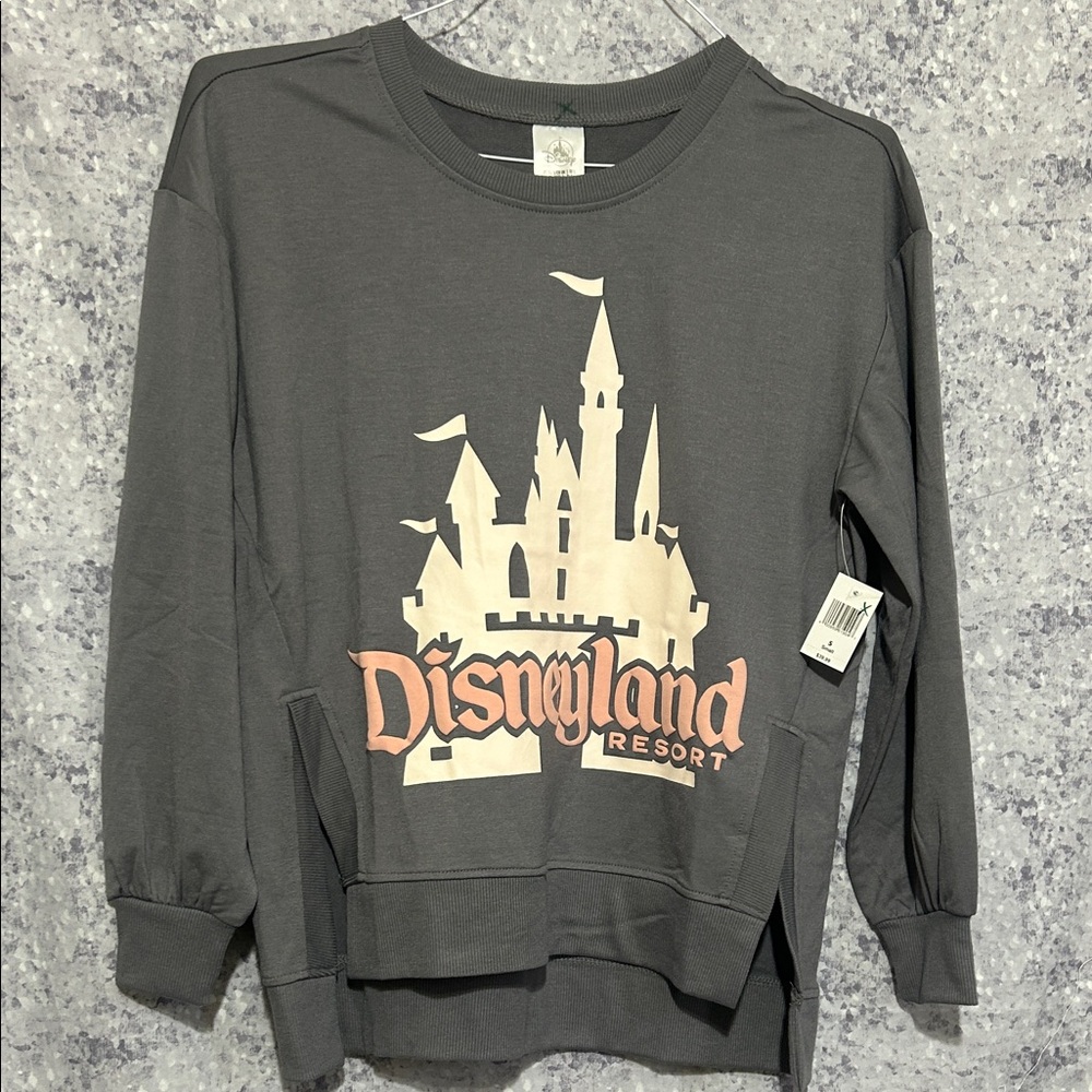 Disneyland long sleeve top